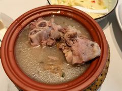 -一品味庄·地标武昌鱼·藕汤湖北菜(黄鹤楼店)