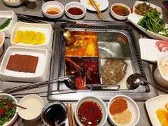 -大龙燚火锅(五一广场店)