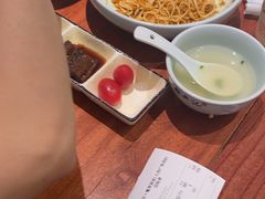 -裕兴记•蟹黄面馆(人民广场店)