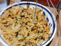 酸菜牛肉炒饭-叁宝烤肉·西安烧烤(东三爻店)