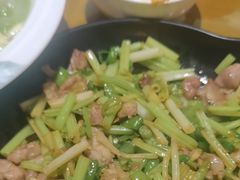 -花鸟鱼私家小厨·川菜(文殊院店)