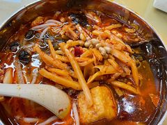 -红鼻子桂林米粉(金唐新光界店)