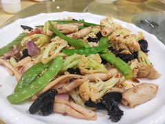 菜花酱爆土鱿-花好悦园(瀛洲店)