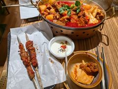 -贯贯吉·清真餐厅(浙江中路店)