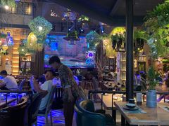大堂-临界音乐酒馆·小龙虾·江湖菜(华熙LIVE·鱼洞店)