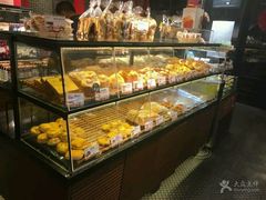面包甜点陈列柜-喜社·面包·甜品·蛋糕(燕山店)