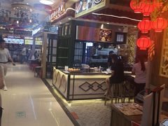 -澳门街美食城(世界城光谷步行街店)