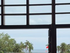 -亚龙湾喜来登·美景台大堂吧