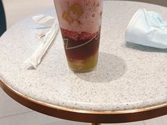 -喜茶(北京华贸购物中心店)