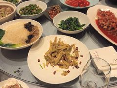 -艳阳天·非遗楚菜(武汉客厅店)