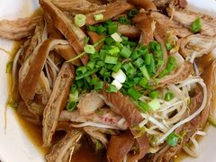 卤水肥肠-中和裴氏蹄花(府河路店)