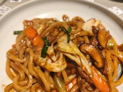 -穹六人间 people 6(岳阳路店)