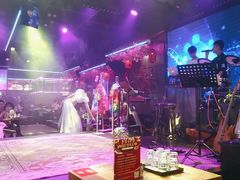-喜鹊音乐酒馆(西街店)