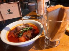 罗马红酒炖牛肉配自制吐司条-JINNS锦时 steak&pizza(浸信会礼拜堂旧址店)