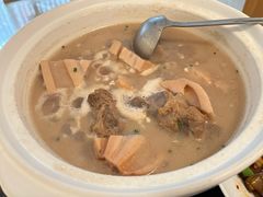 -鱼鲜饭香·招牌汽锅剁椒鱼头王