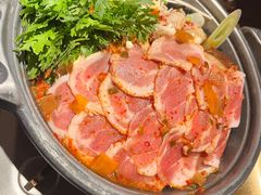 -山川小町·极番烧肉(新地假日广场店)