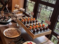 -杭州西子湖四季酒店-WL BISTRO西湖餐厅(灵隐路店)