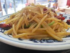 -天天向上素食餐厅(五台山店)