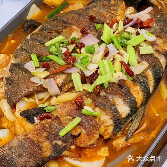 光头佬烧烤大排档(景龙路店)