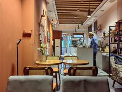 -留白咖啡(人民巷八号大院店)