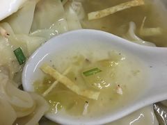 -胖子馄饨坊(天目大厦东南)