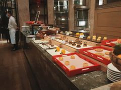 自助取餐区-贵阳恒世纪酒店·味自助餐厅
