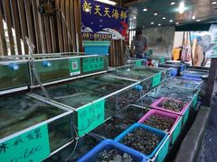 -拉威海鲜市场