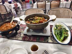 -刘姐啤酒鱼民族演艺餐厅(西街总店)