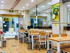 大堂-杨铭宇黄焖鸡米饭(芙蓉巷店)