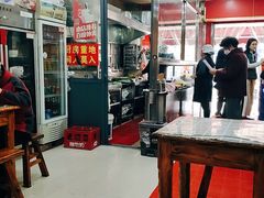 大堂-潘国仙耳光馄饨(黄家阙路店)