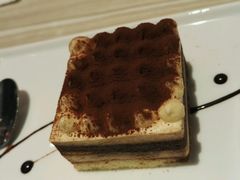 -必胜客(证大大拇指店)