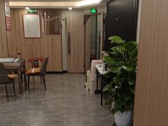 -有红鸡毛店·川菜(建设路店)