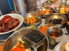 -草家酱蟹炭火烤肉店(珲春南路一店)