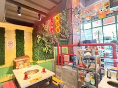 -钢管厂五区小郡肝串串香火锅(梅川路店)