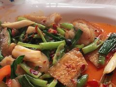 -乡土特色.冷锅鱼.牦牛肉汤锅