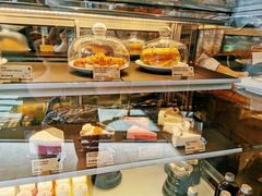 面包甜点陈列柜-DECAMERON十日谈(卓悦汇店)