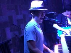 iphone_upload_pic-ohbar live house(人广店)