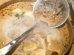 -洱火云南酸菜牛肉火锅(石景山当代商城店)