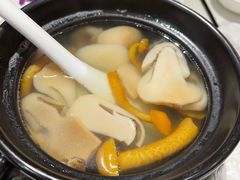 鸽子菌汤-琬苑鸽庄·川粤融合菜(解放碑总店)