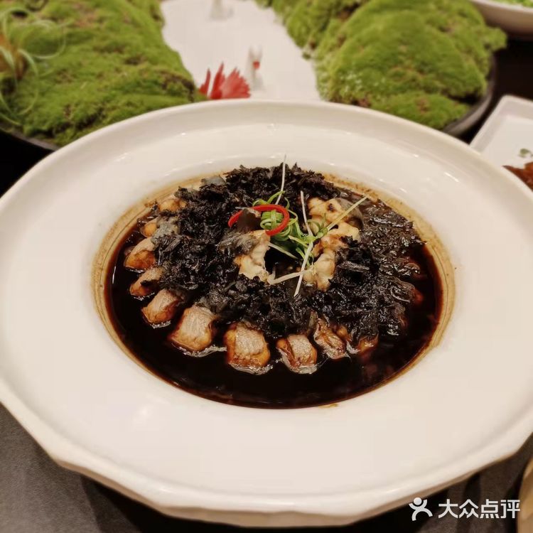 来“香芙茗楼”品尝地道的杭帮菜!