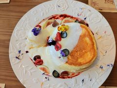 -Mark&Mars Restaurant