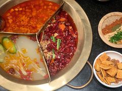 奔驰火锅-周师兄大刀腰片火锅(洪崖洞旗舰店)
