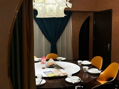 -清真·卡德尔大叔新疆主题餐厅(龙汇路店)