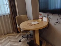 -维也纳酒店(苏州东方之门金鸡湖店)