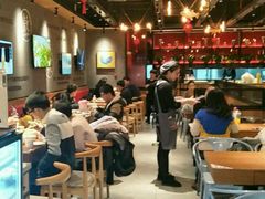 大堂-渝是乎酸菜鱼(龙旗购物中心店)