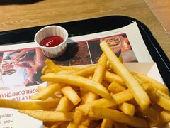 -The Habit Burger Grill 哈比特汉堡(复兴soho店)