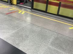 -公园前(地铁站)