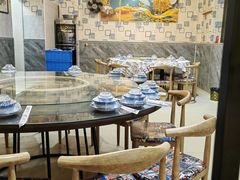 -阆辣荟餐饮(老味道8年·古城店)