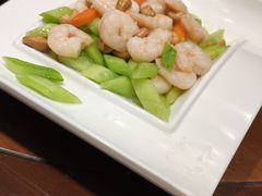 -赶海部落海鲜城(海阳路店)