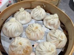 -莱莱小笼·乔艾